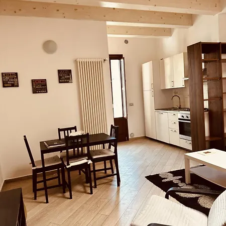 La Casa Di Holly - Affitti Brevi Italia *